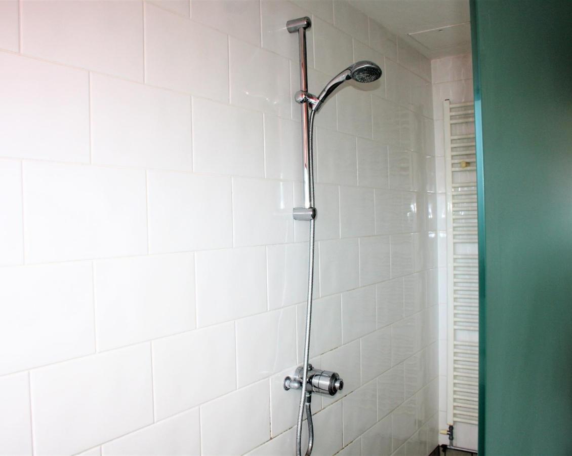 Funky Urban Two Bed Flat In The Heart Of